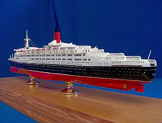 R.M.S._QUEEN_ELIZABETH_II_36 R.M.S._QUEEN_ELIZABETH_II_36
