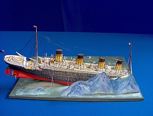 R.M.S._TITANIC_SINK_02 R.M.S._TITANIC_SINK_02
