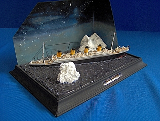 R.M.S._TITANIC_SINK_08 R.M.S._TITANIC_SINK_08